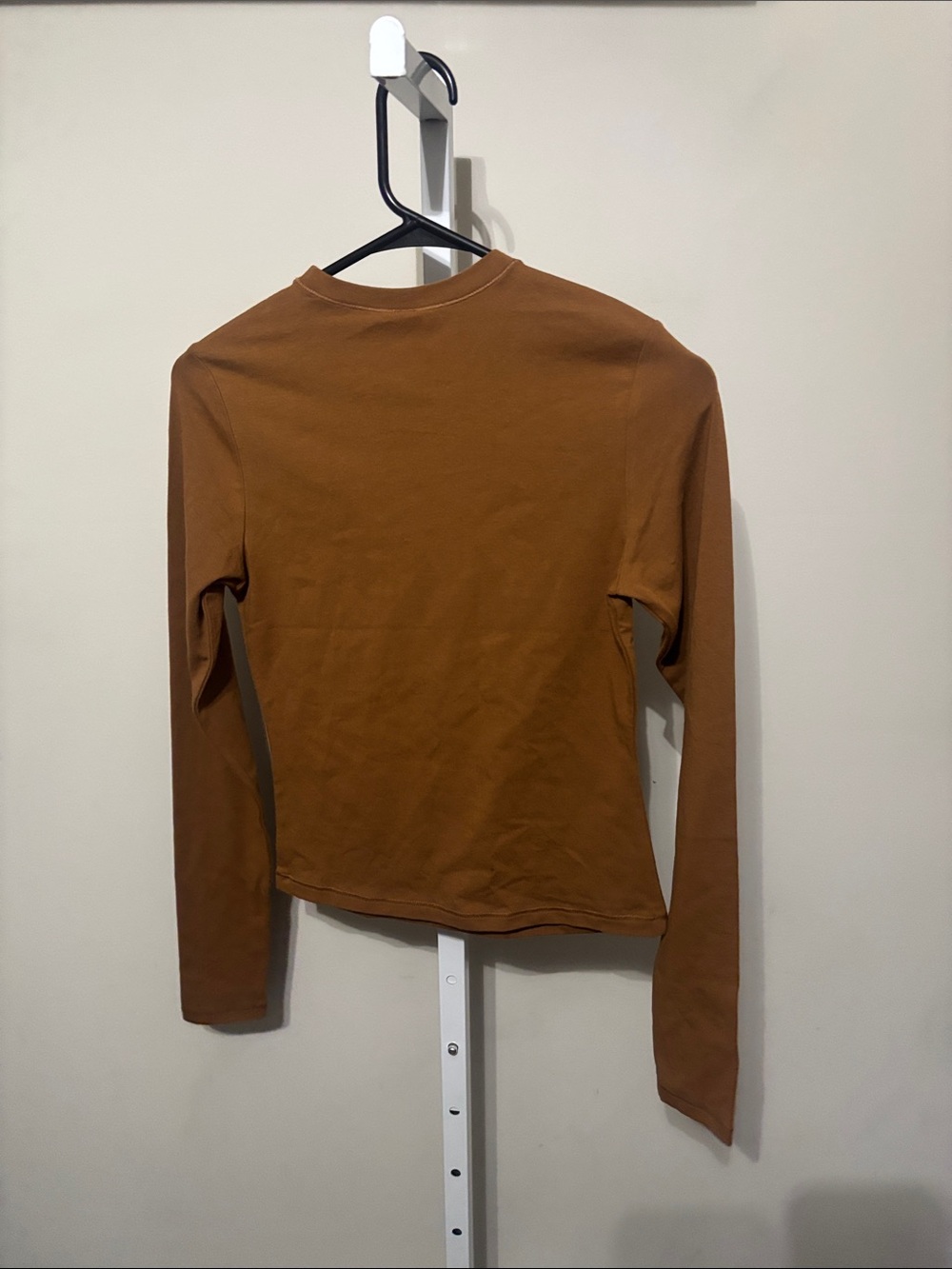 NWT SKIMS cotton jersey long sleeve• chai “rare color” • small - Picture 3 of 3